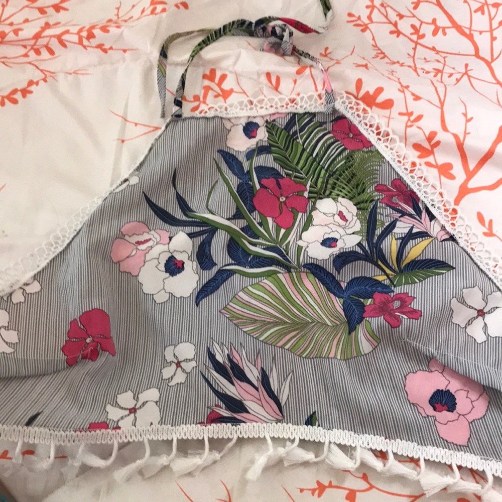 Super cute Tropical Halter